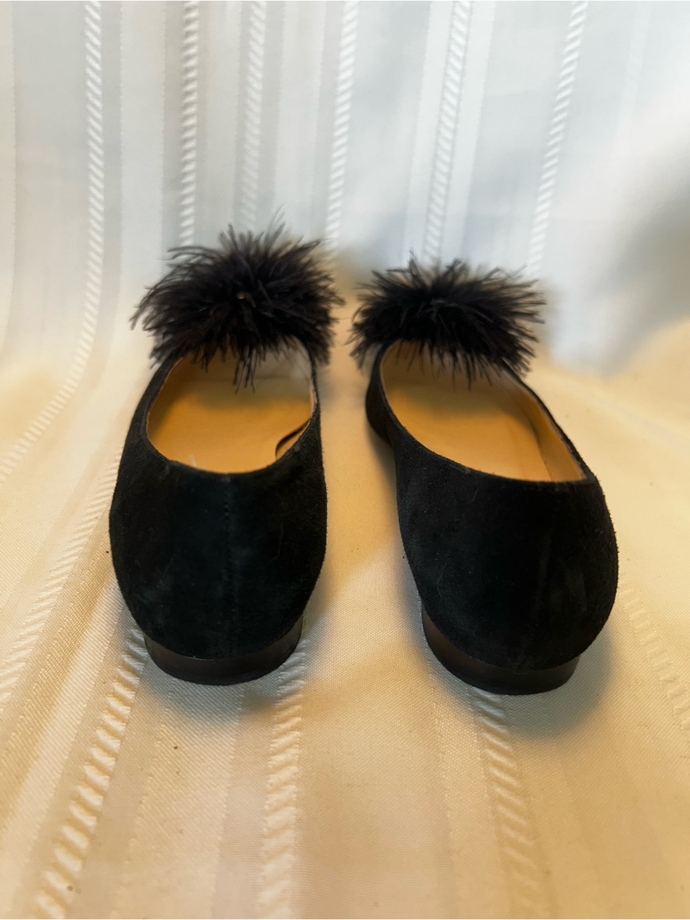 Kate Spade Zoe Pom Pom Kitten Heel Womens 6 Black Suede Feather Poms Pointed Toe - Picture 4 of 9